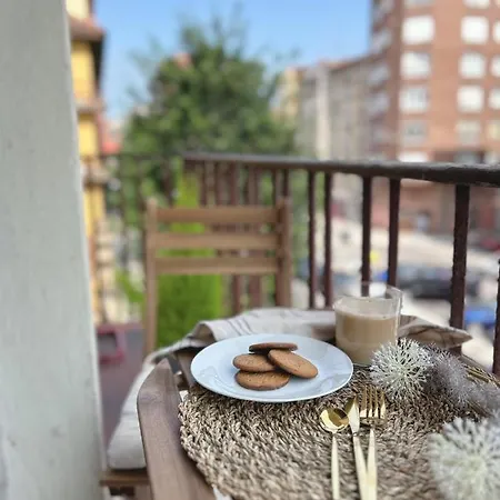 Apartment Lujoso Boutique A Estrenar Con Parking Gratis Gijon