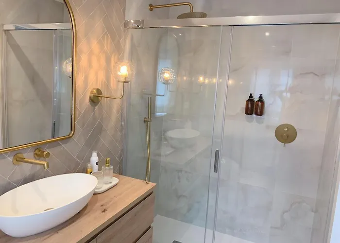 Lujoso Boutique A Estrenar Con Parking Gratis Χιχόν